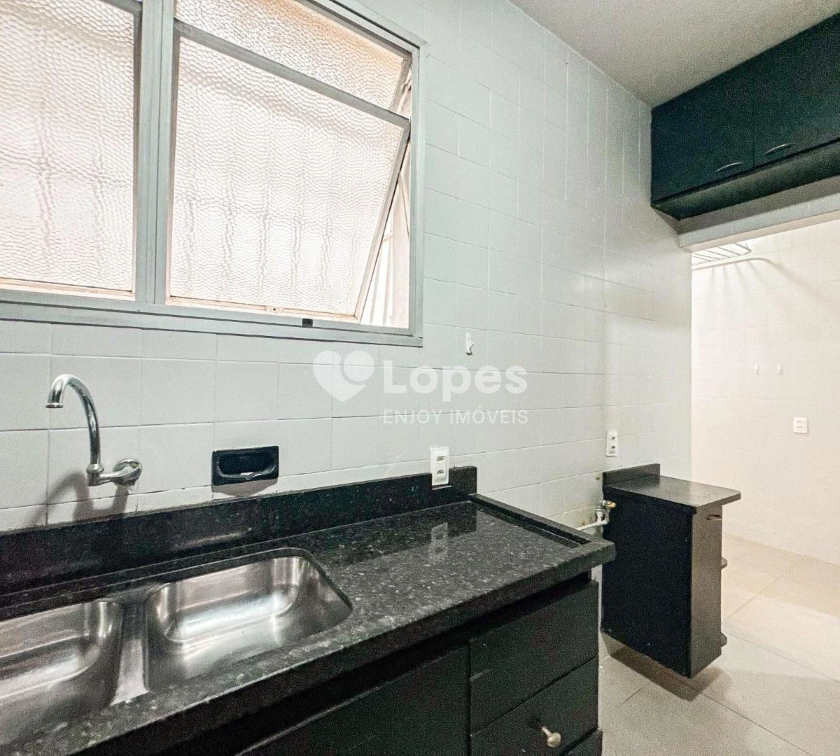 3-bedroom apartment with a home office — photo 49