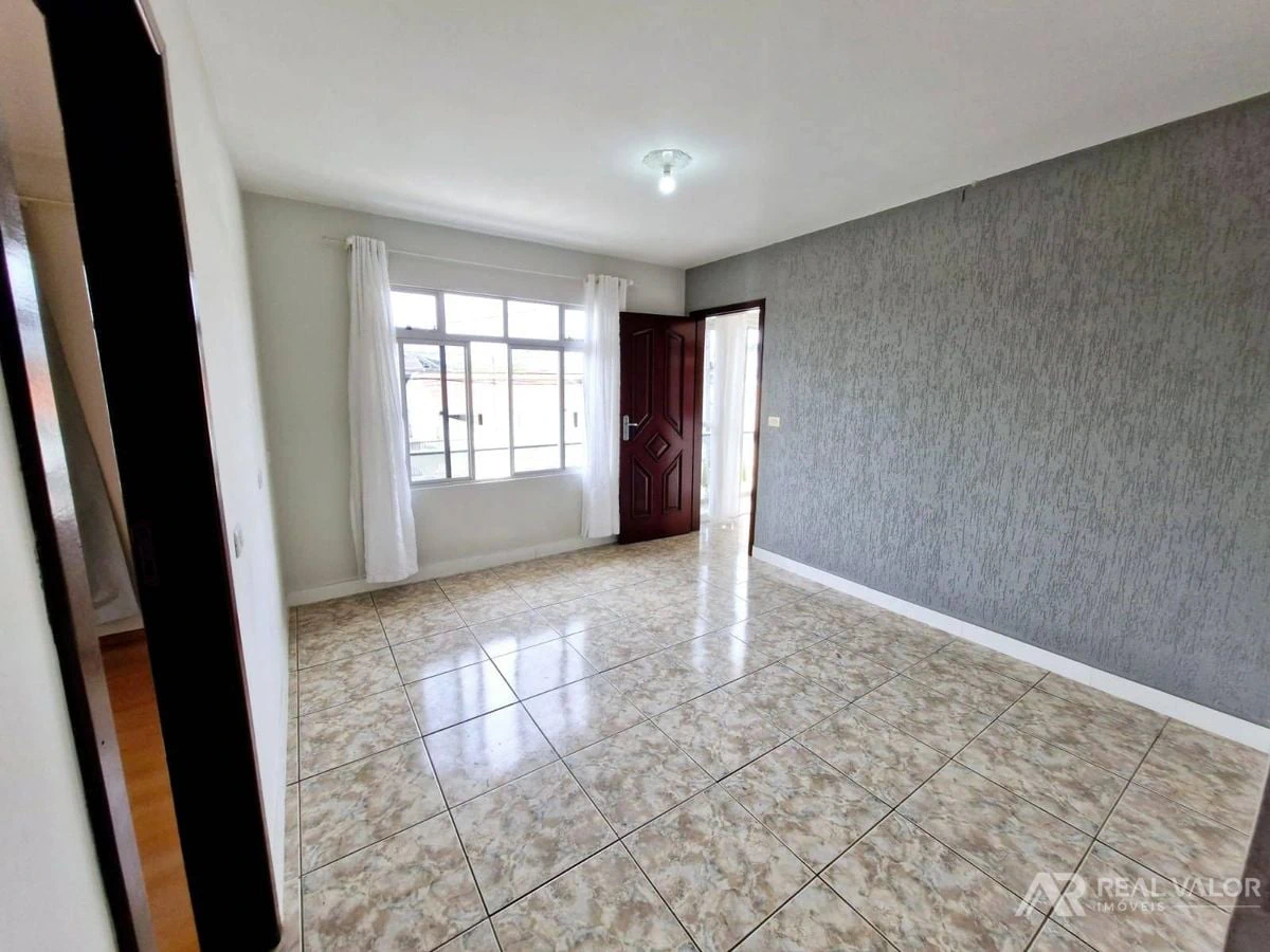 120 m² house with 3 bedrooms and balconies