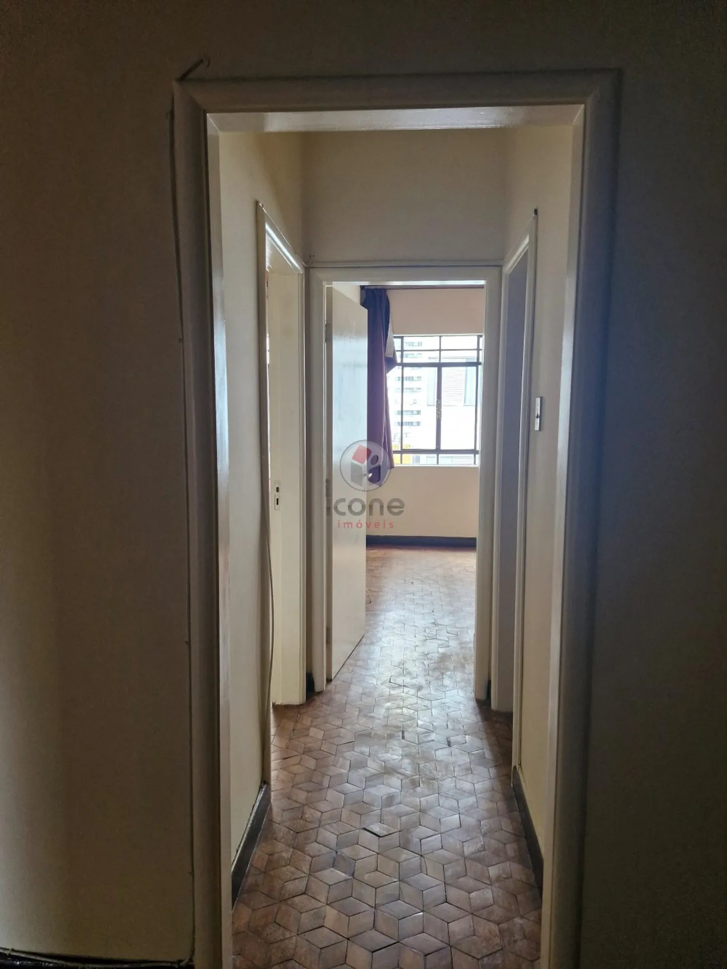 Невмебльована квартира з 2 спальнями та закритою кухнею — photo 25