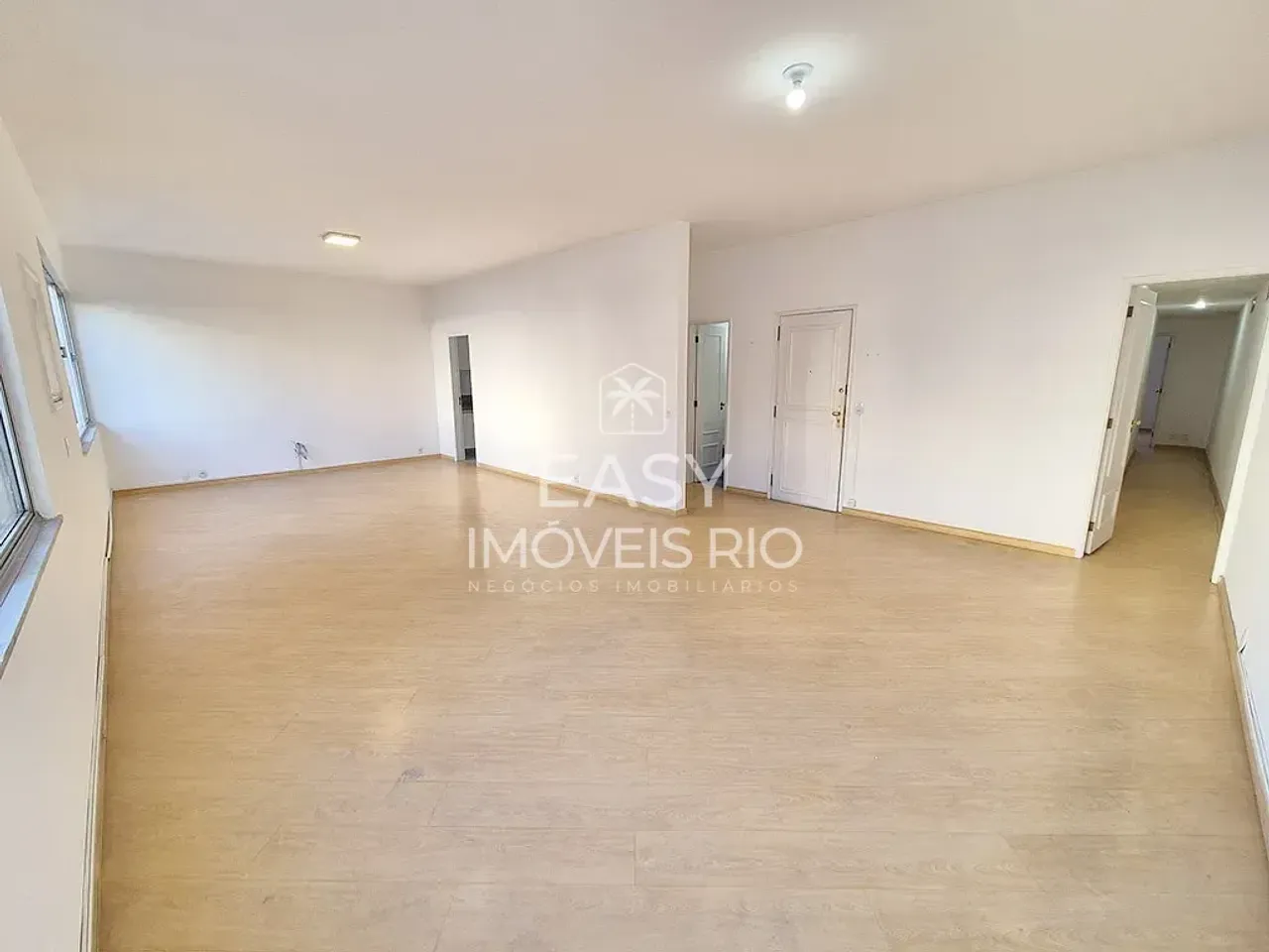 Apartamento sem mobília com 3 quartos e 4 banheiros — photo 4