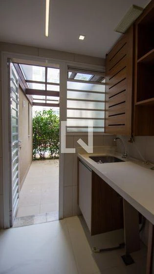 Furnished house, 118 m², with a glass-enclosed balcony — photo 36