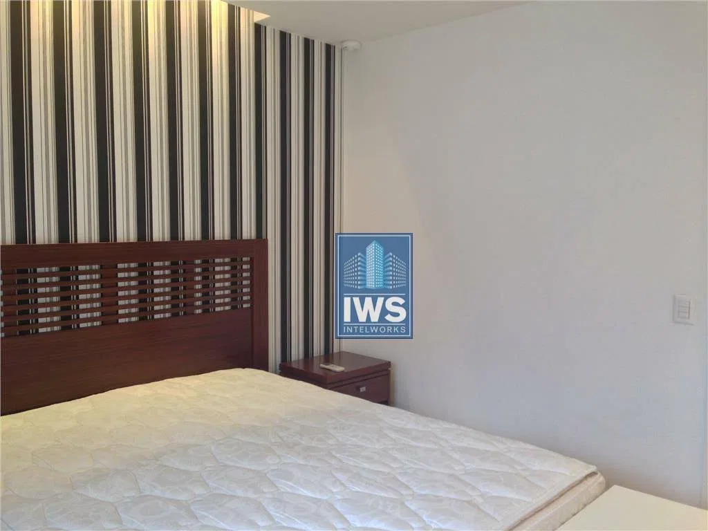 200 m² apartment with 4 bedrooms and 3 parking spots — photo 8