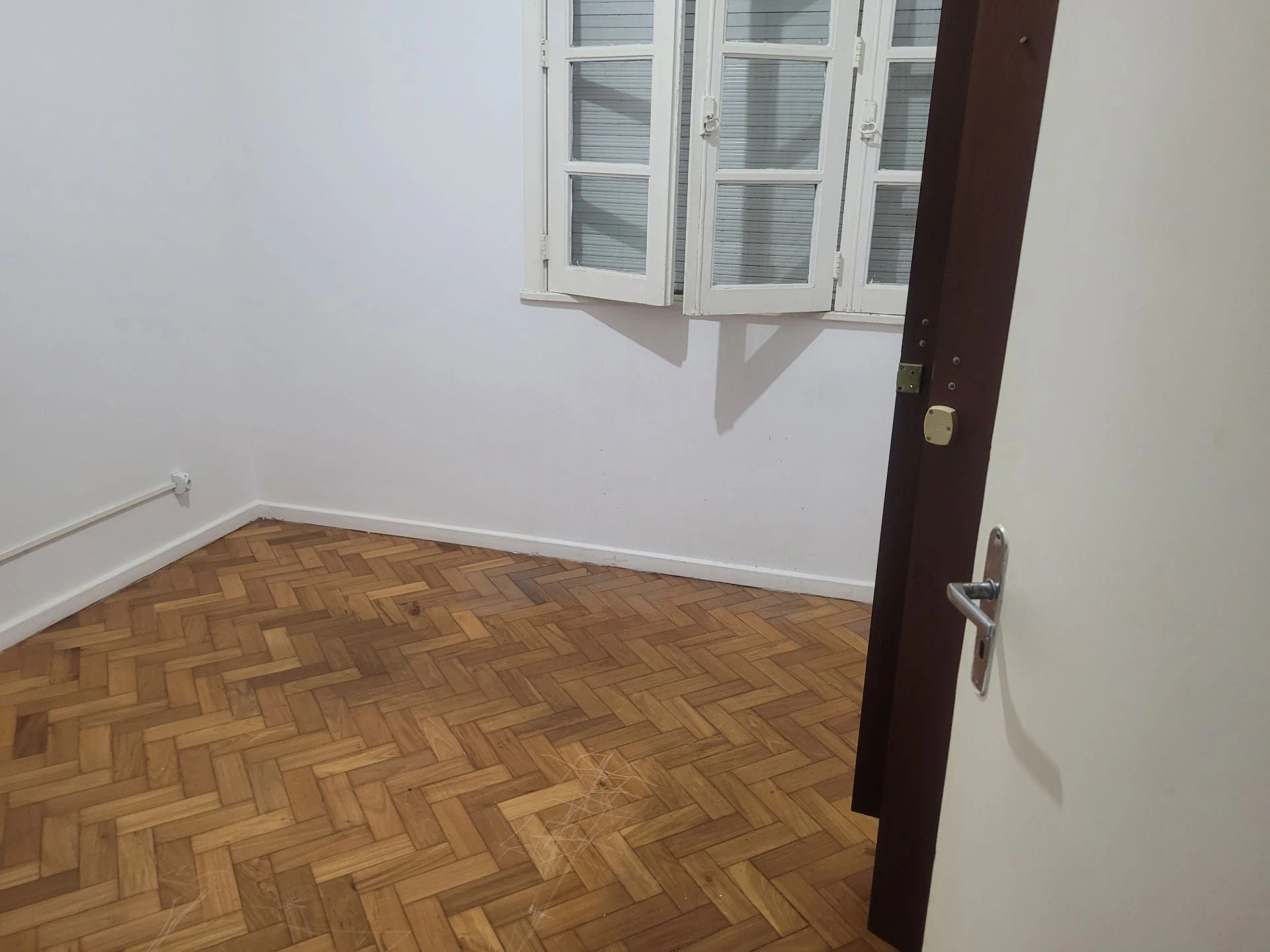 Apartment, 65 m², with wood or laminate floors — photo 10