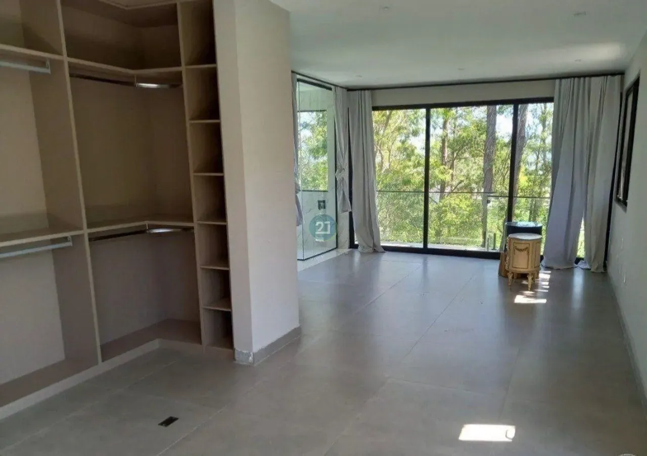 Apartamento de 7000 m² con 3 dormitorios y 5 baños — photo 3