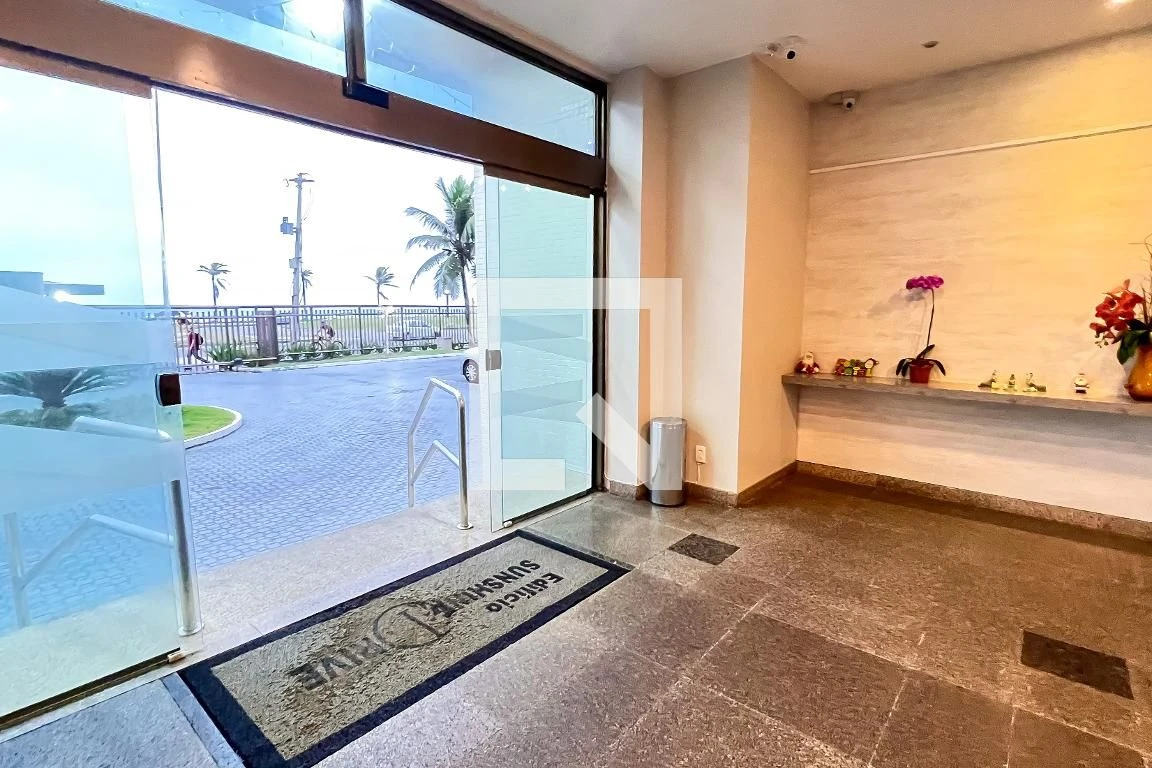 One-bedroom apartment with a water view in Rio de Janeiro — photo 44