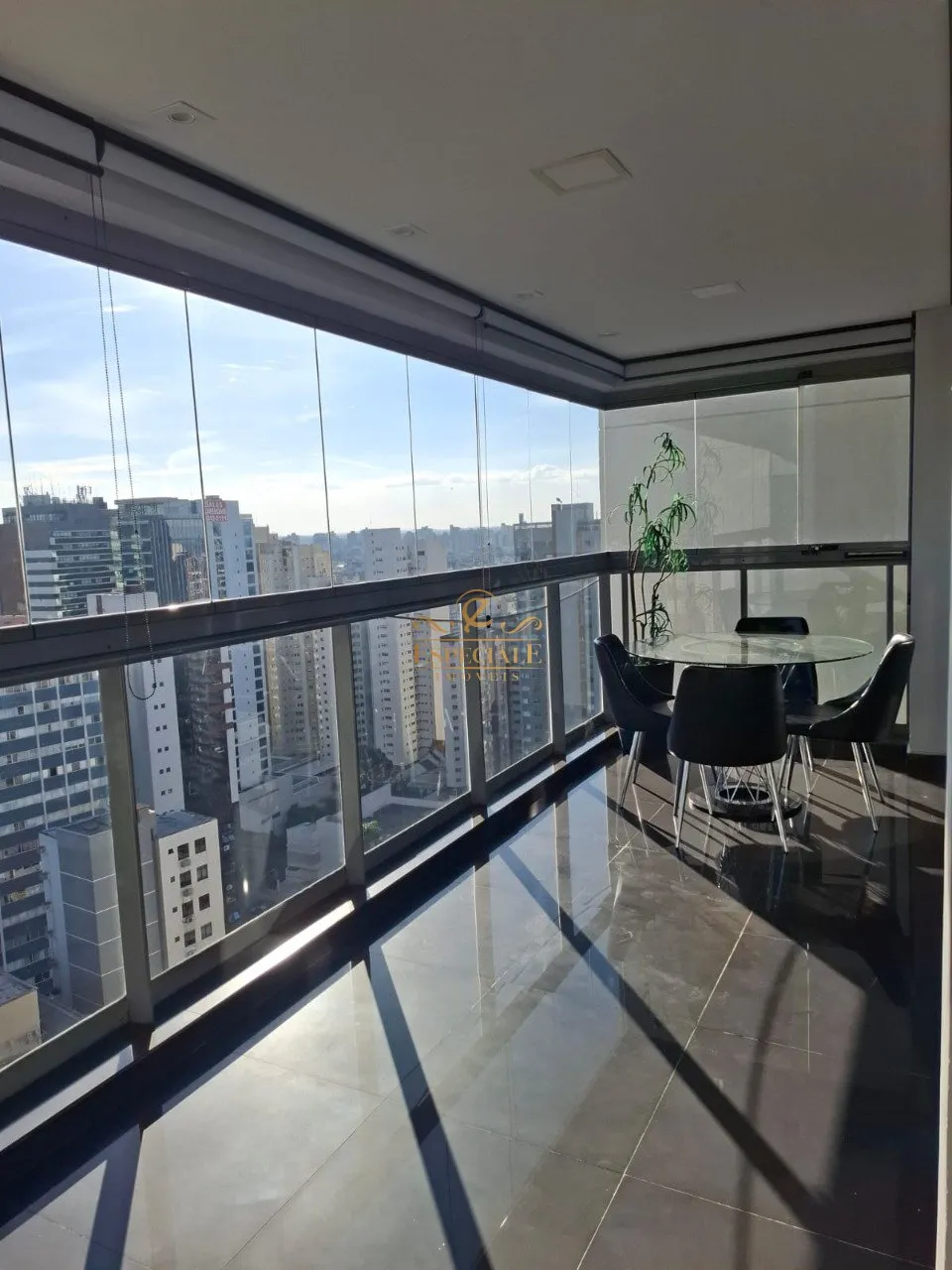 Furnished apartment with 3 bedrooms and integrated kitchen — photo 5