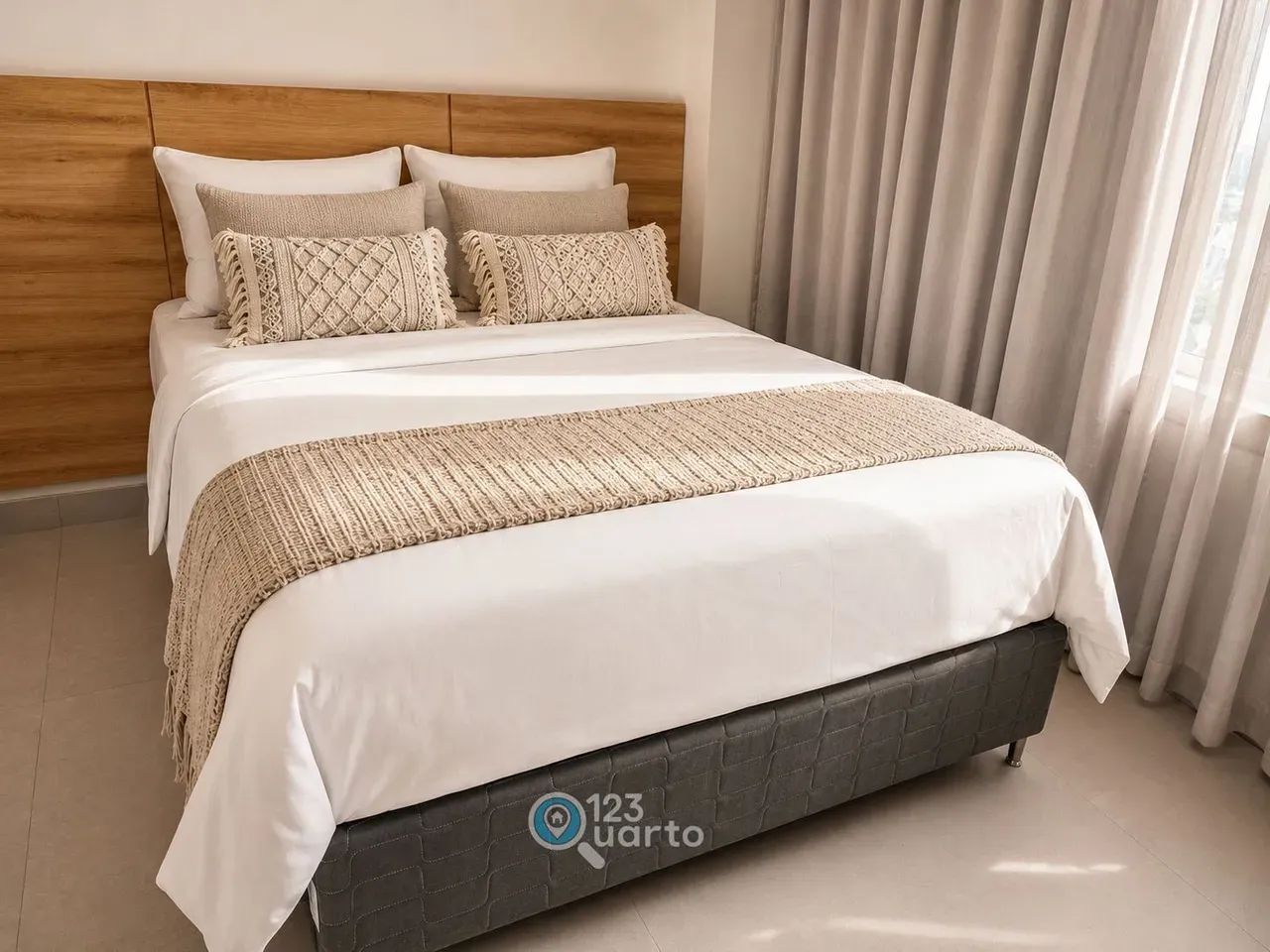 Apartamento amueblado de 40 m² con suite y 1 plaza