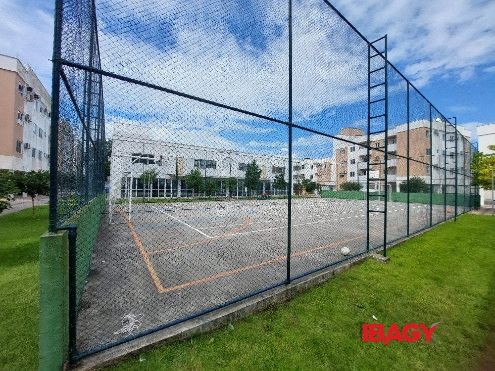 Приватное барбекю и 2 спальни: квартира 55 м² — photo 26