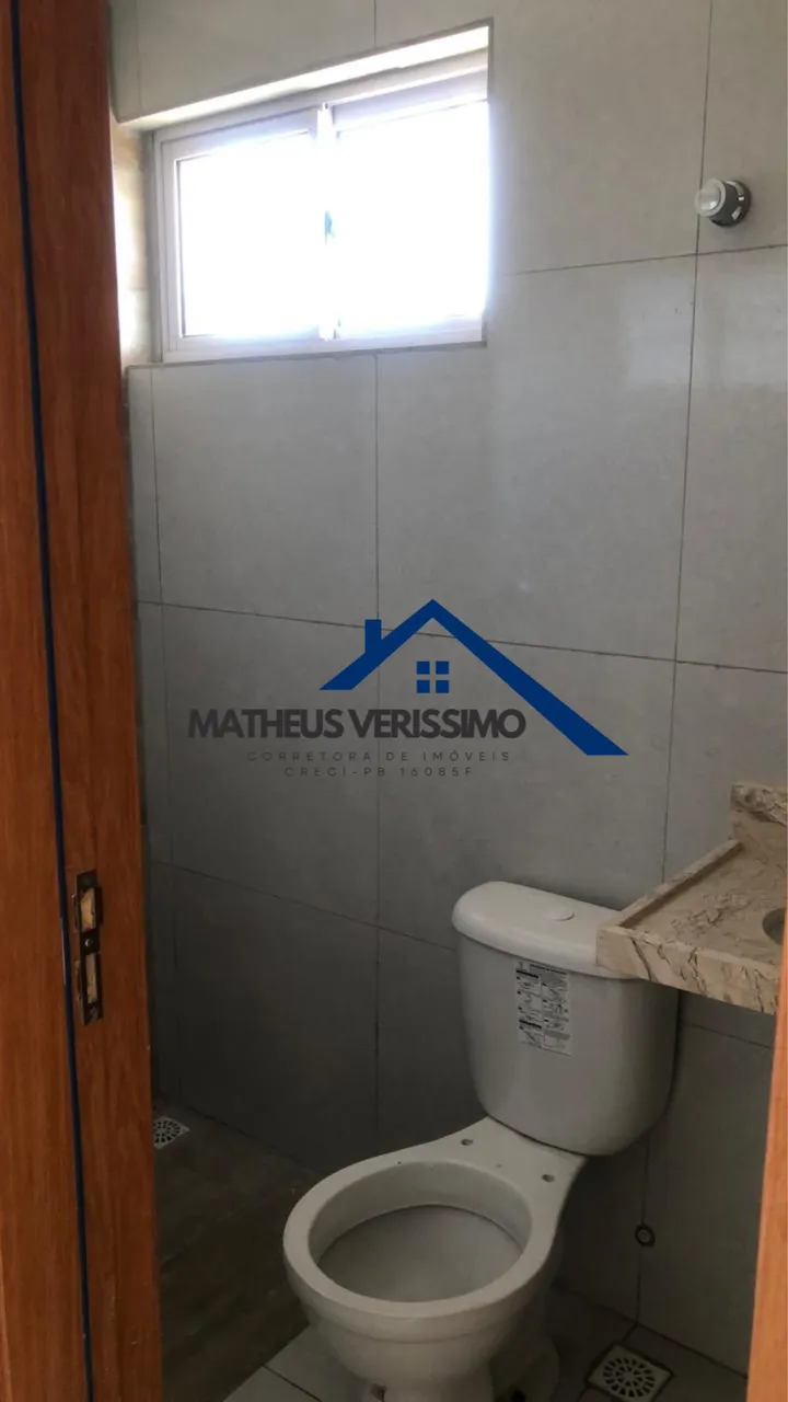 Unfurnished apartment with 2 bedrooms and 2 bathrooms — photo 7