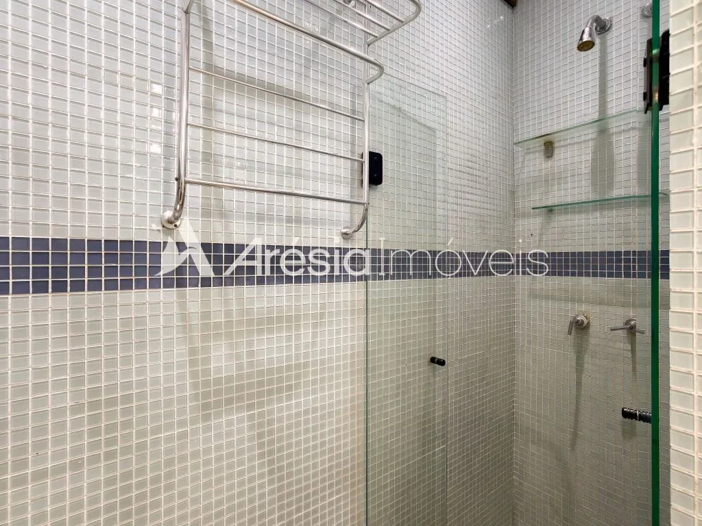 Washing machine in a one-bedroom apartment, 35 m² — photo 13