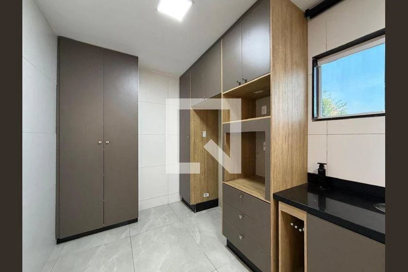 Casa sem mobília com 5 quartos e 350 m², com jardim — photo 39