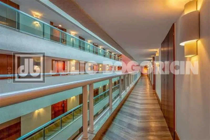 Furnished 52 m² apartment with 1 bedroom and balcony — photo 10