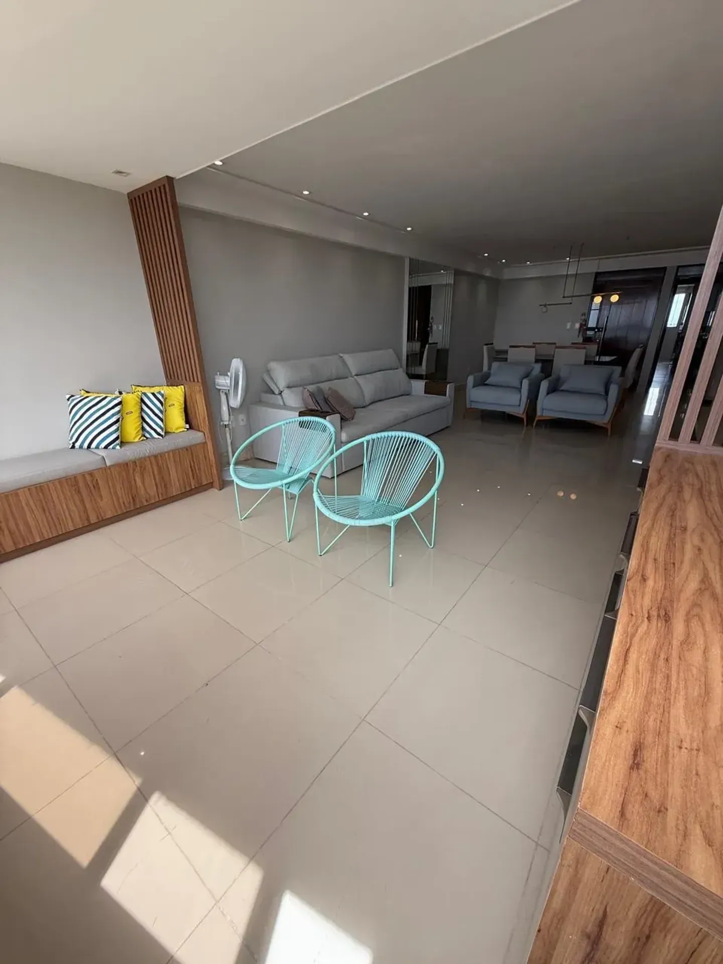 Furnished 175 m² apartment with 3 en-suite bedrooms — photo 26