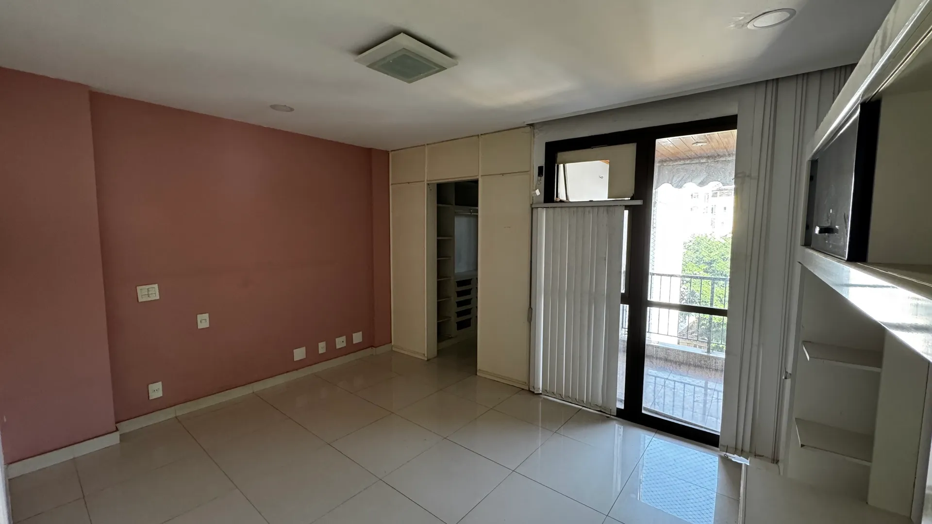 Duplex home with 8 bedrooms, 3 en-suites, 469 m² — photo 19