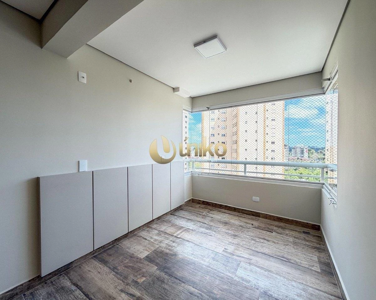 3-bedroom apartment with a washing machine in Curitiba — photo 10