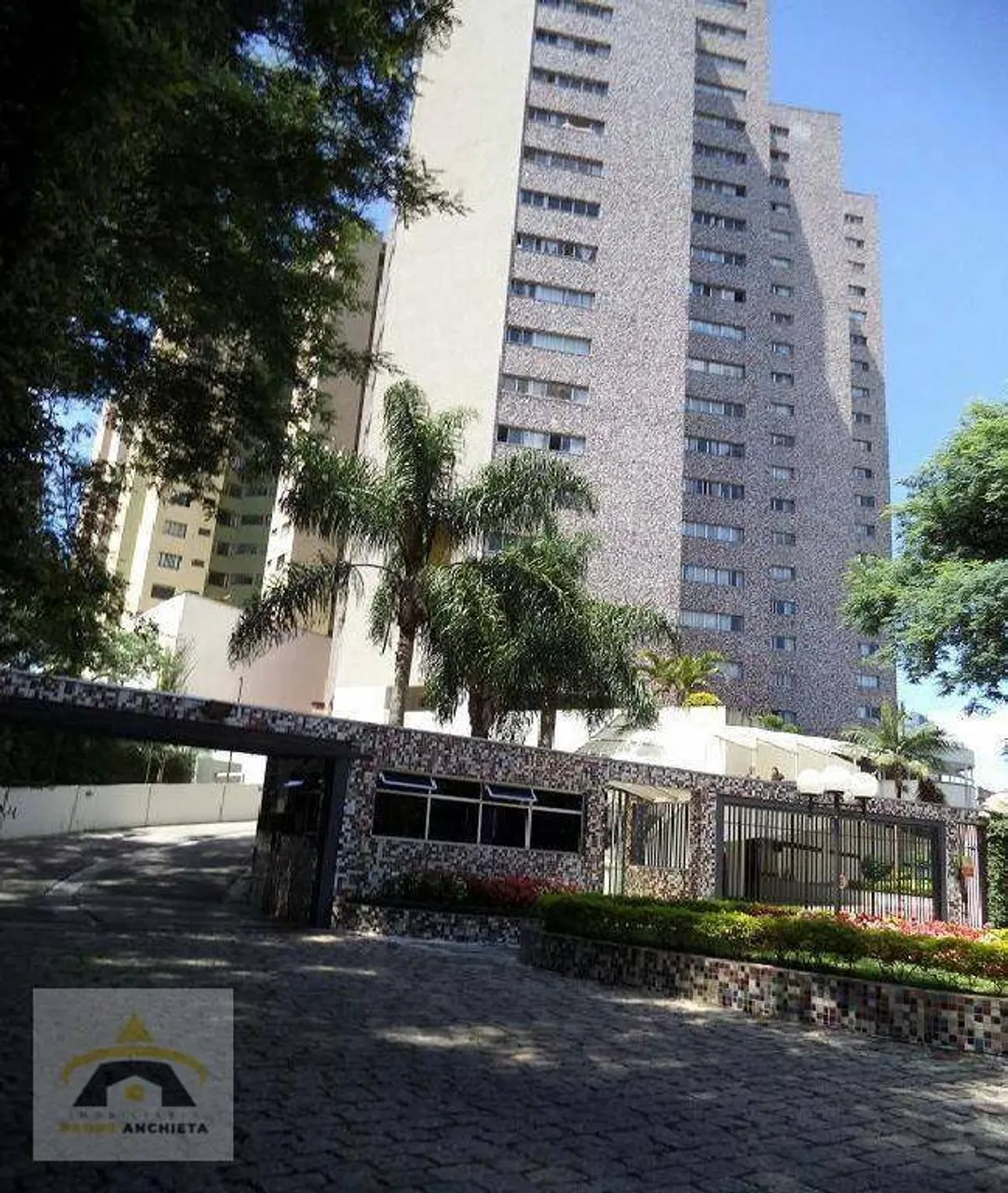 Apartamento de 2 dormitorios con suite, 1 plaza y 115 m² — photo 2