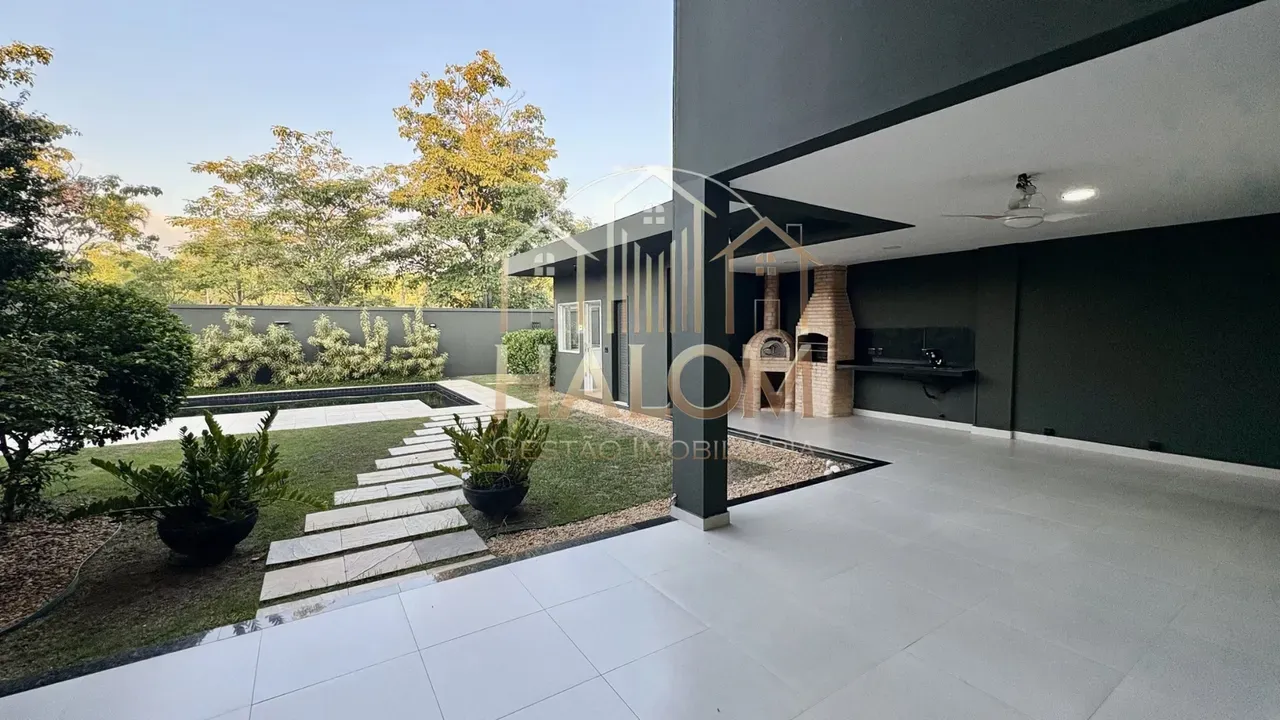 Rental house with 5 bedrooms and 5 bathrooms — photo 12