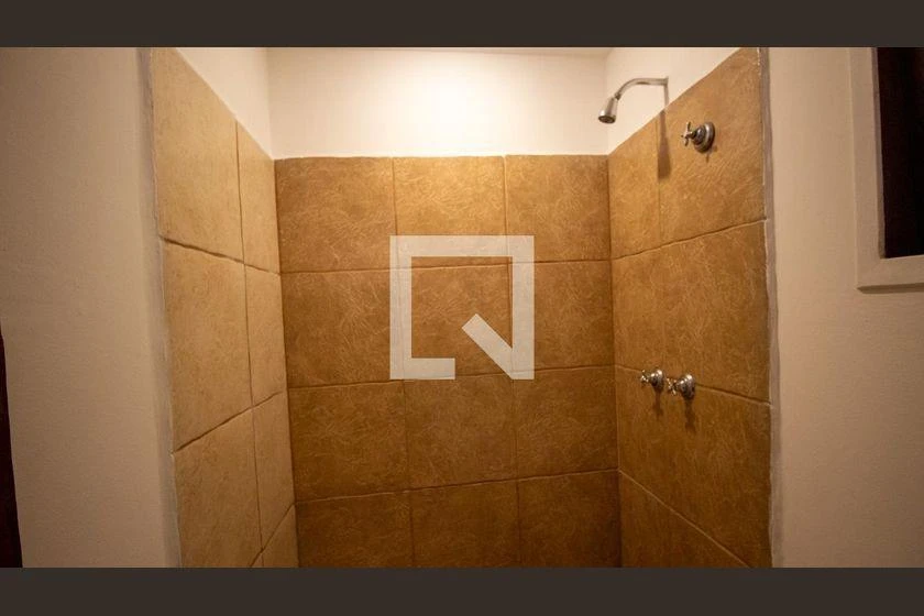 Casa com 4 quartos e churrasqueira na varanda — photo 43