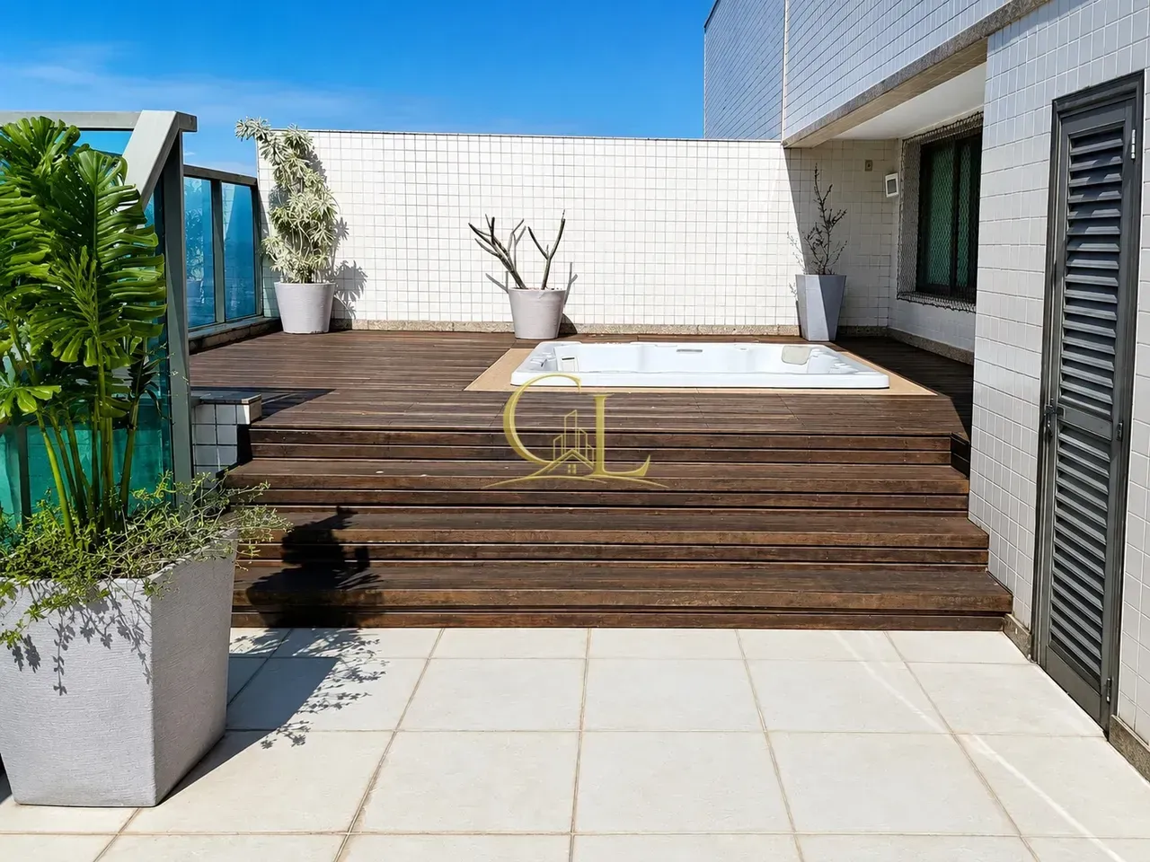 Apartamento mobiliado com 4 quartos e 4 banheiros — photo 6