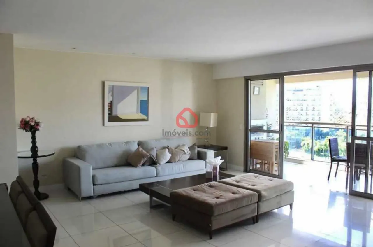 Furnished residential apartment with 4 bedrooms and a balcony — photo 7