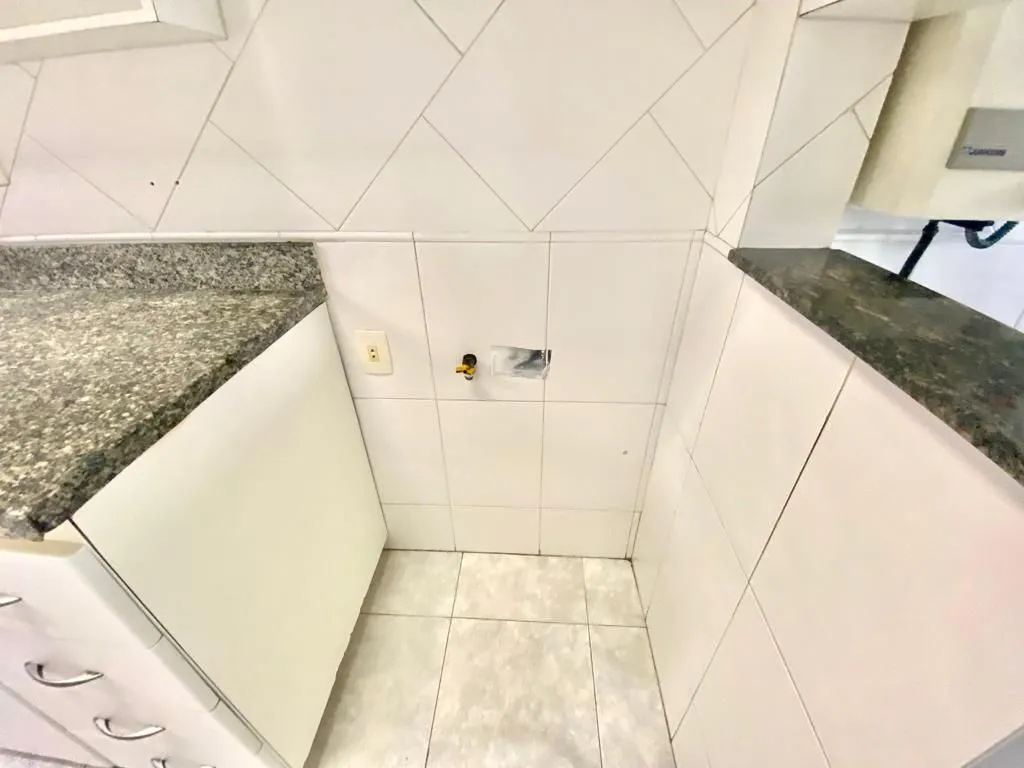 Apartment on the 13th floor with a bathtub — photo 25