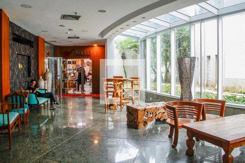 Furnished 120 m² apartment with 2 en-suite bedrooms — photo 39