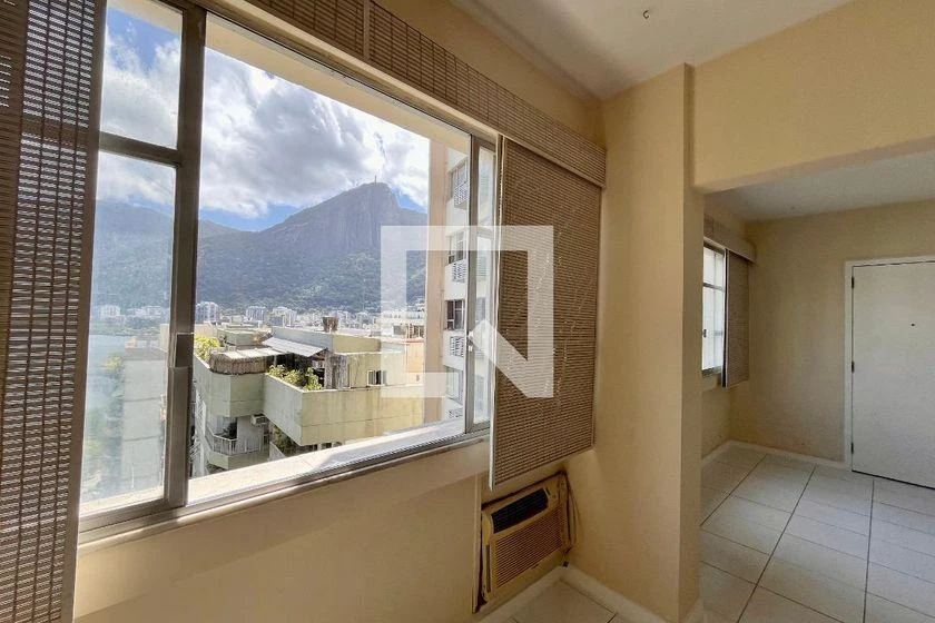 Apartamento de 2 quartos com cozinha fechada — photo 5