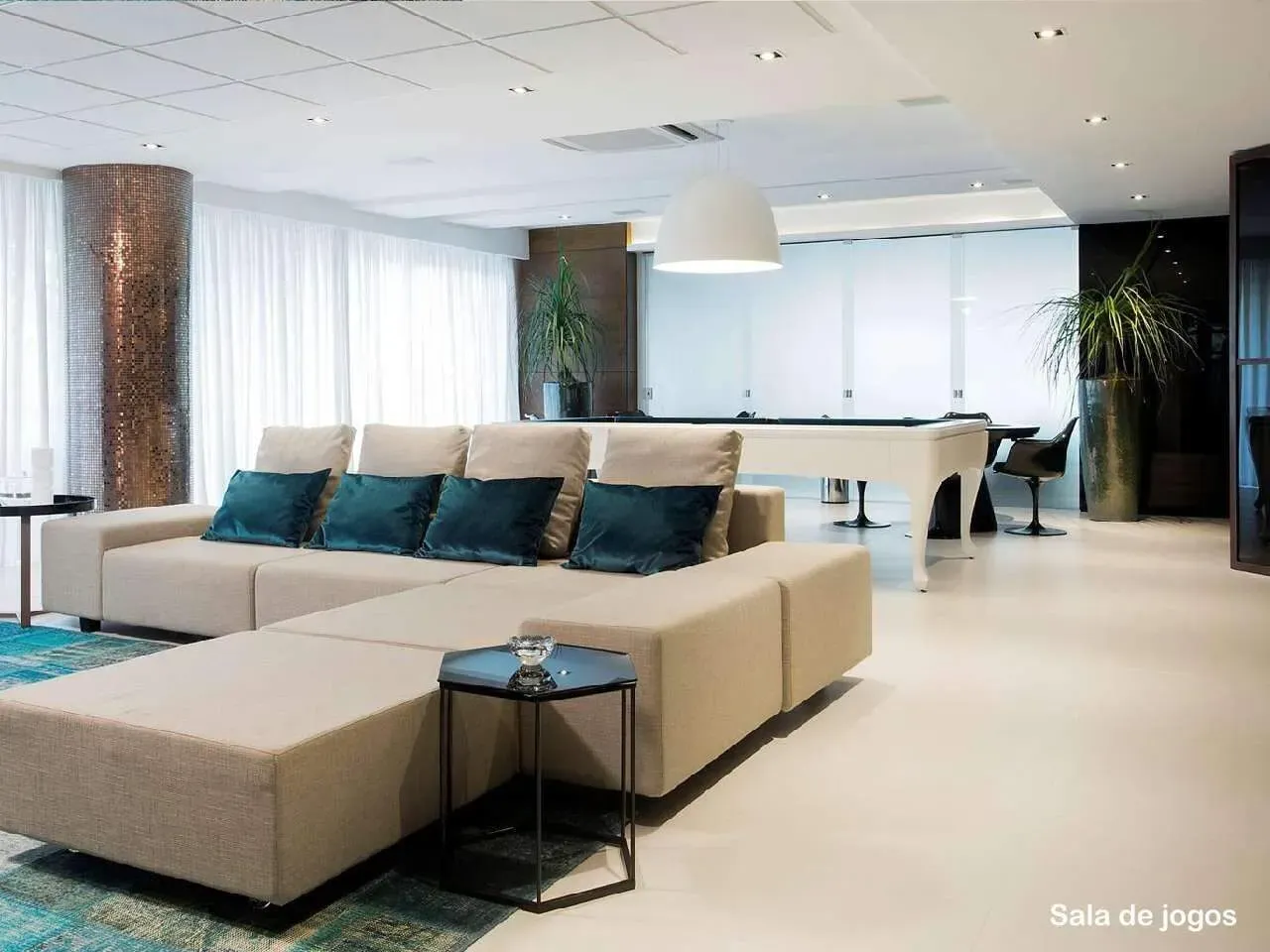 Apartamento amueblado de 3 suites con 172 m² en el 12º piso — photo 55