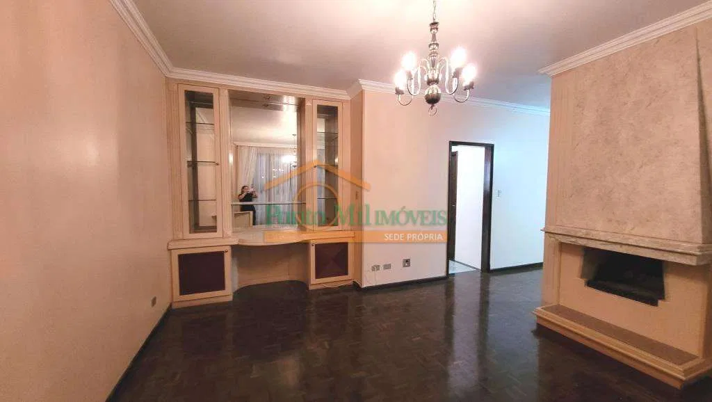 House with 3 bedrooms, 330 m² and 2 parking spaces — photo 9