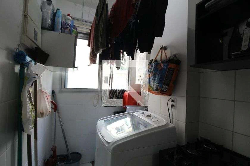 Furnished apartment with a balcony and 2 bedrooms — photo 18