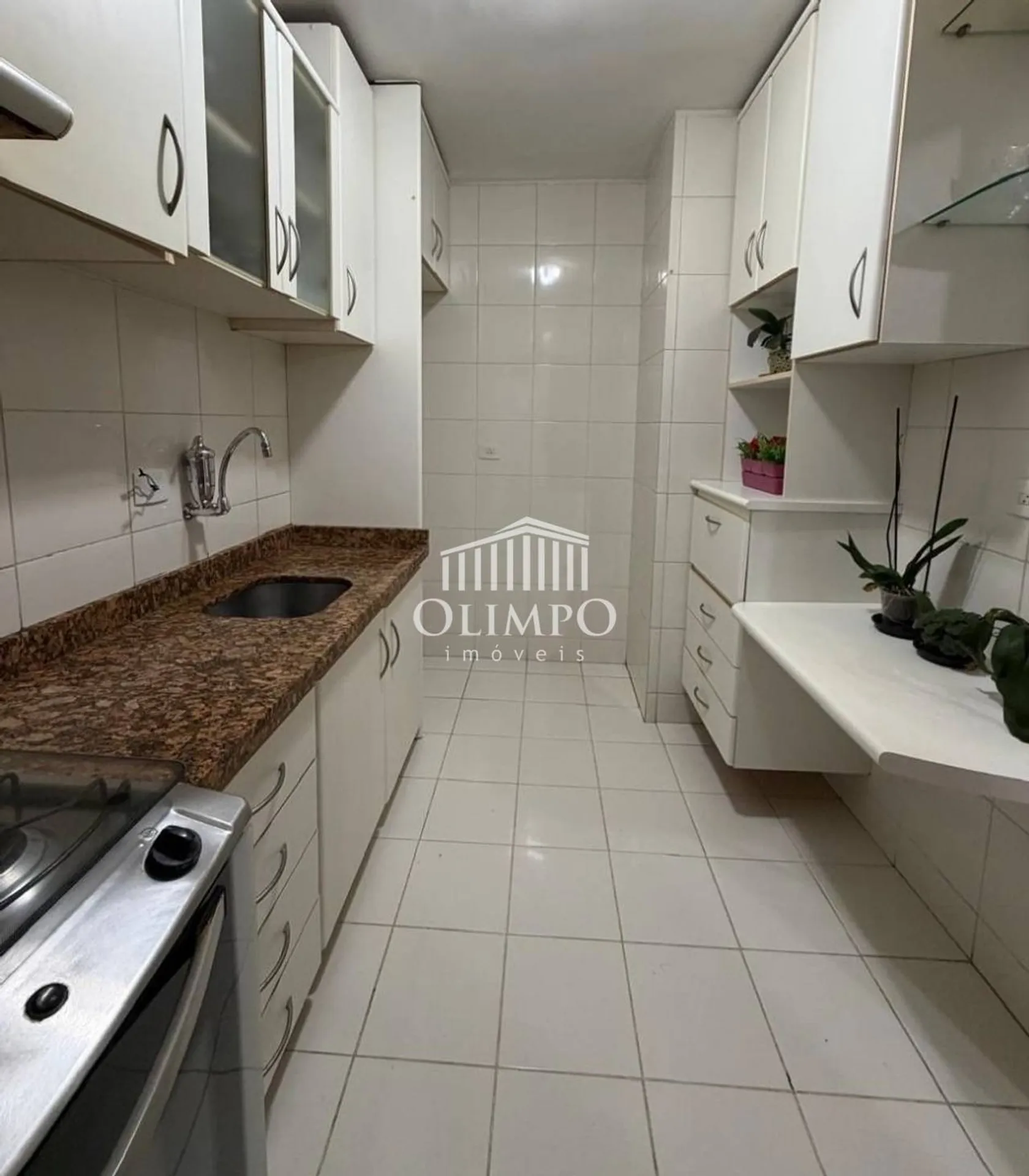 2-bedroom apartment in a building with a pool