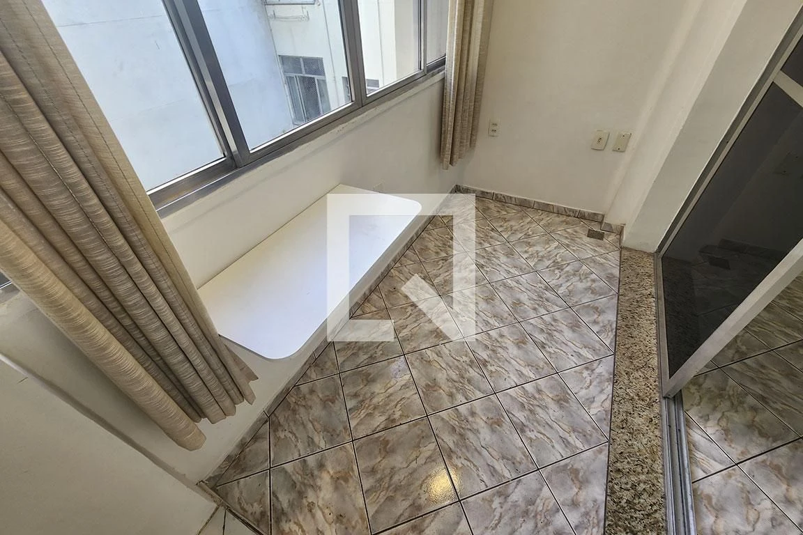 1-bedroom apartment with a balcony — photo 18