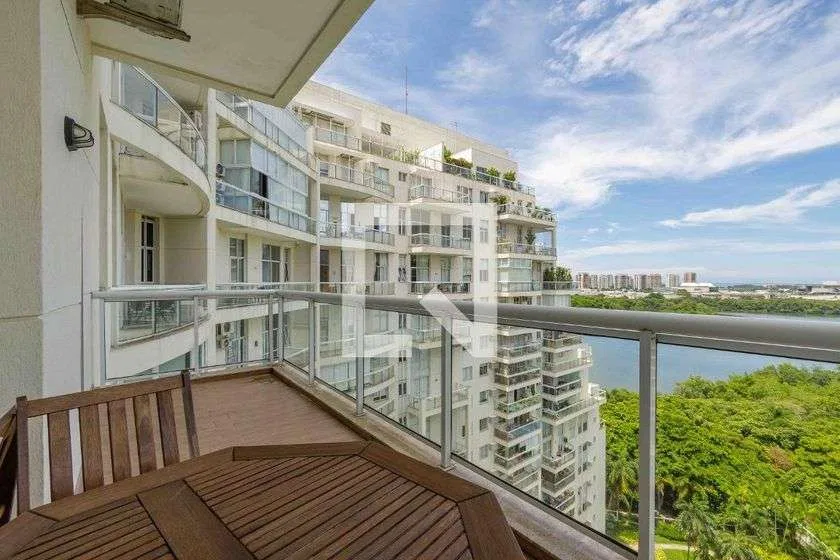 Furnished 136 m² 1-bedroom apartment with 2 parking — photo 23