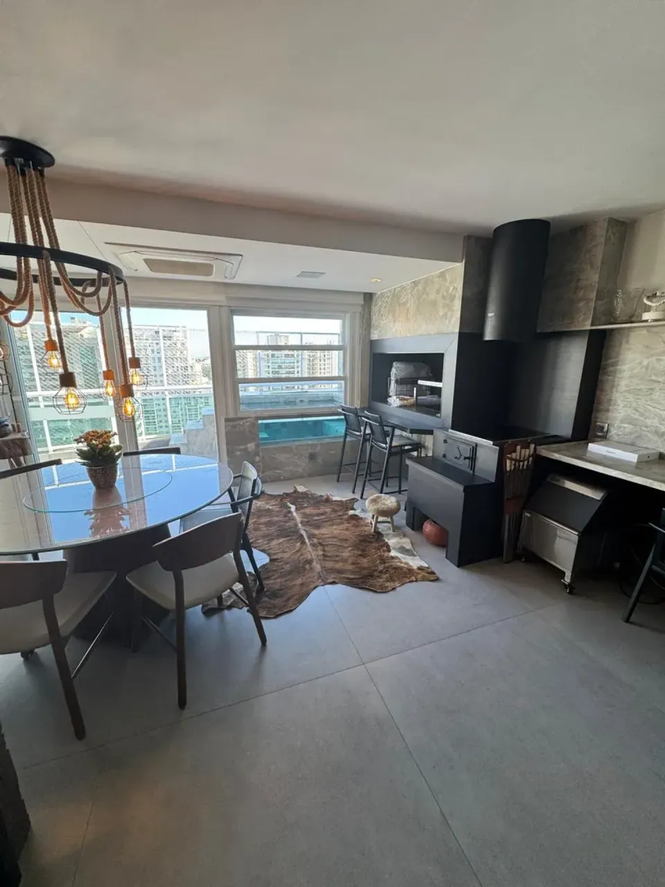 Apartamento mobiliado com 3 quartos e 5 banheiros — photo 12