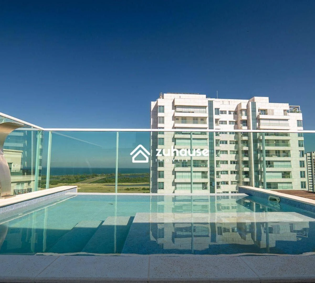 Duplex furnished penthouse 600 m² with 4 en-suite and parking — photo 16