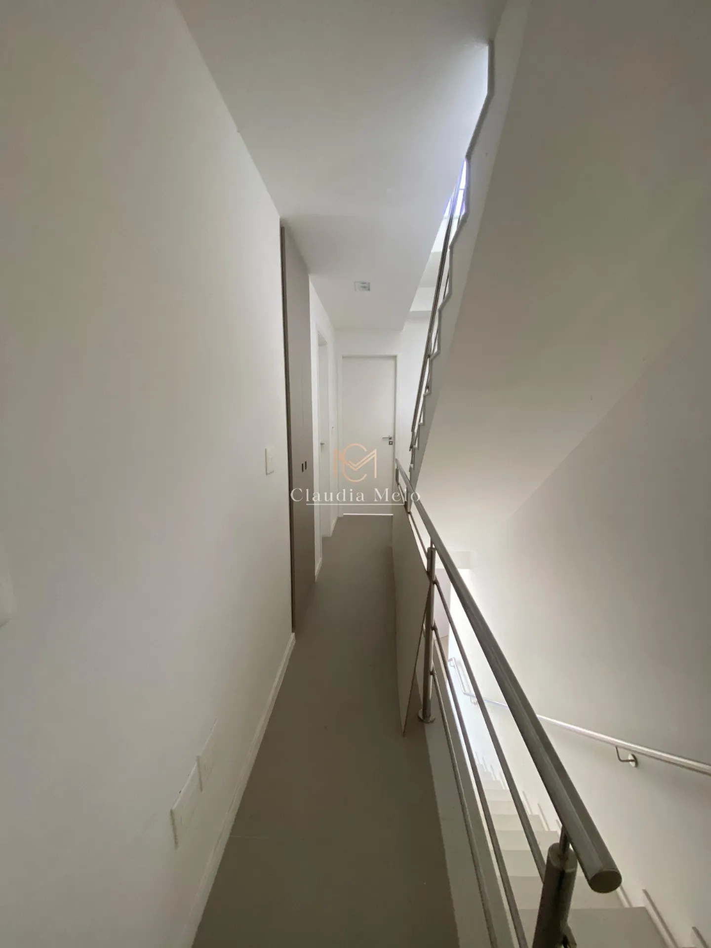 360 m² house with 3 en-suite bedrooms and private garden — photo 15