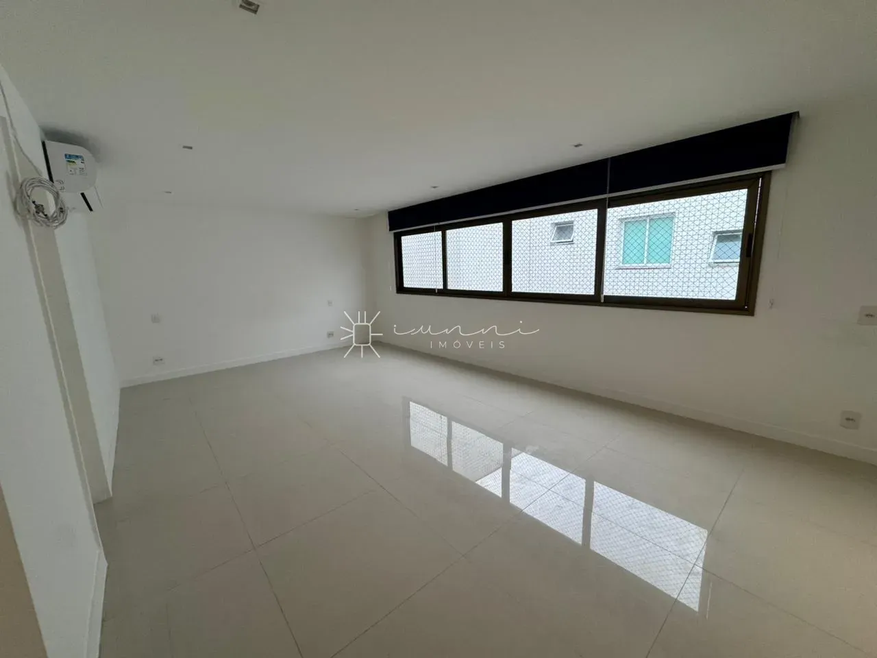 Apartamento com 4 quartos e 5 banheiros com terraço — photo 15