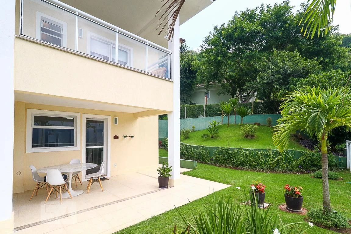 Дом с 4 спальнями и собственным бассейном — photo 31