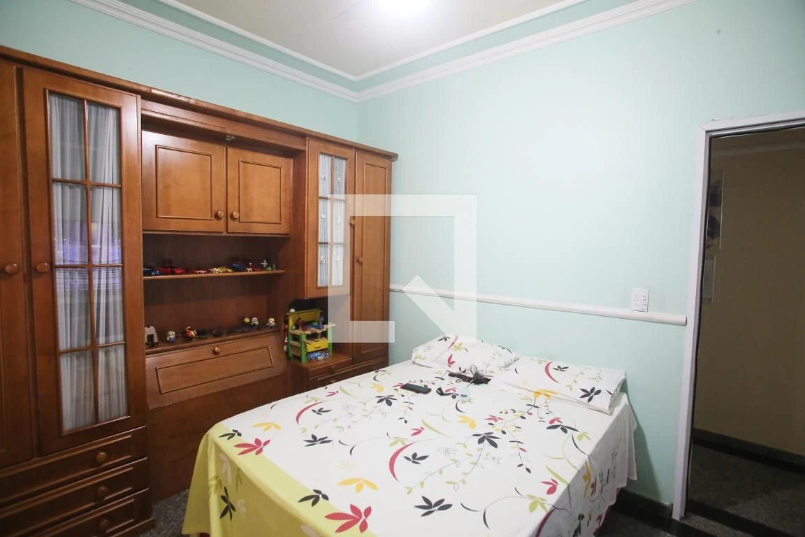 5-bedroom house with a bathtub in Rio de Janeiro — photo 16