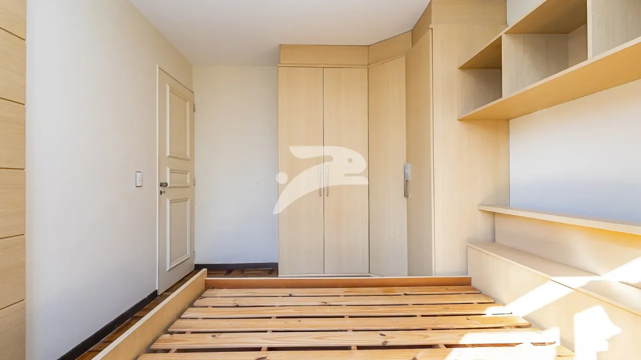 2-bedroom apartment with wood flooring in the living room — photo 17