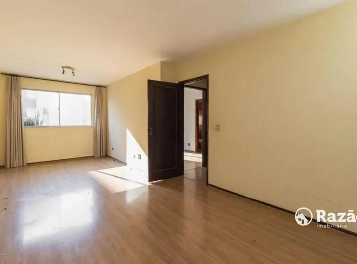 3-bedroom apartment with a closed gas kitchen