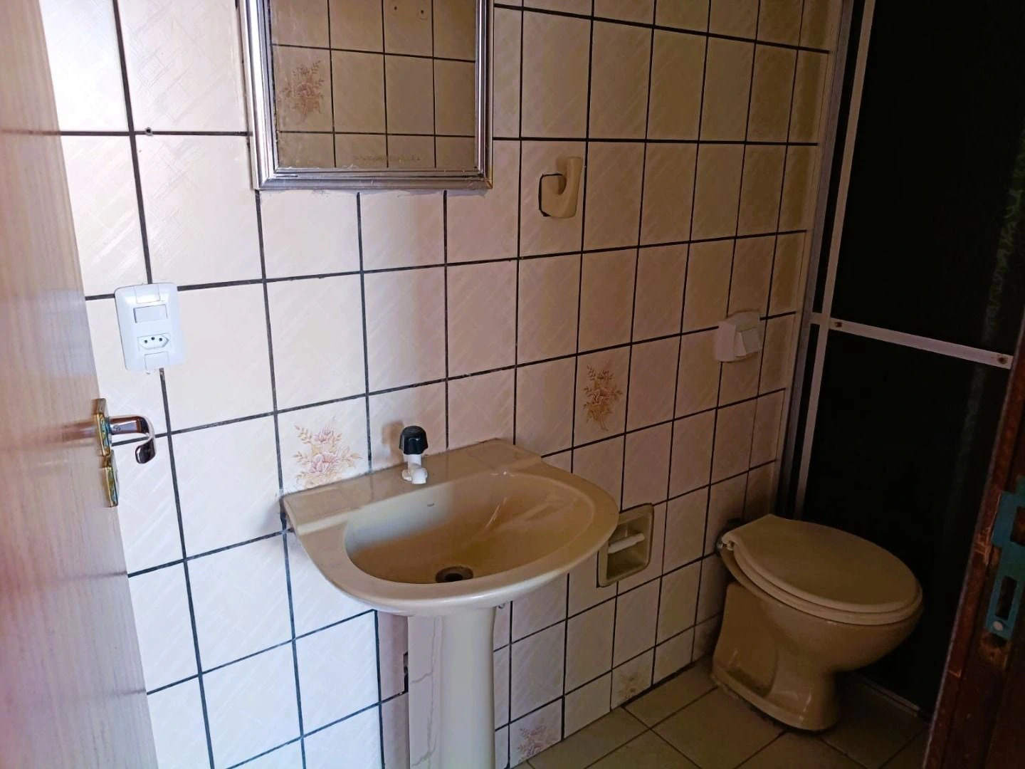2-bedroom apartment with a private BBQ — photo 11