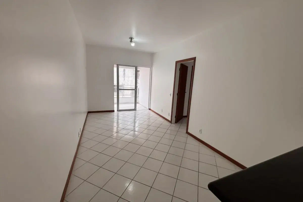3-bedroom apartment, 1 with its own bathroom, 85 m² — photo 8
