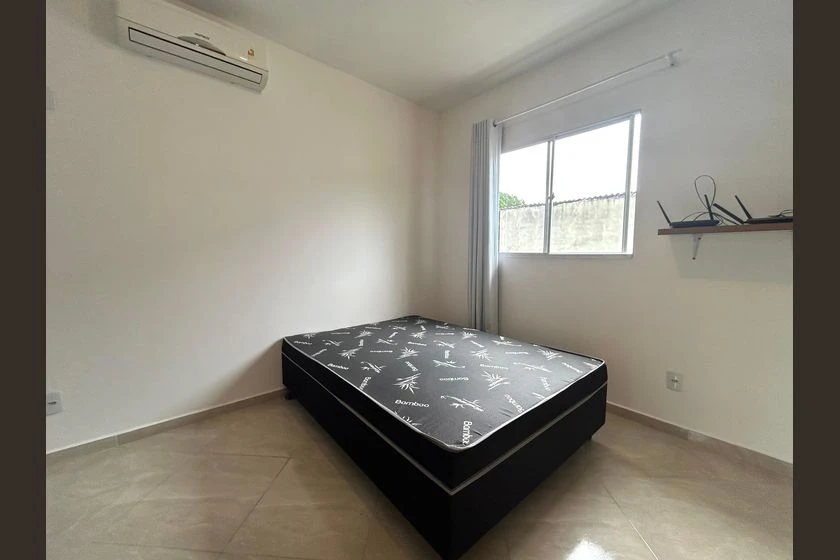 Furnished 1-bedroom apartment with a balcony — photo 4