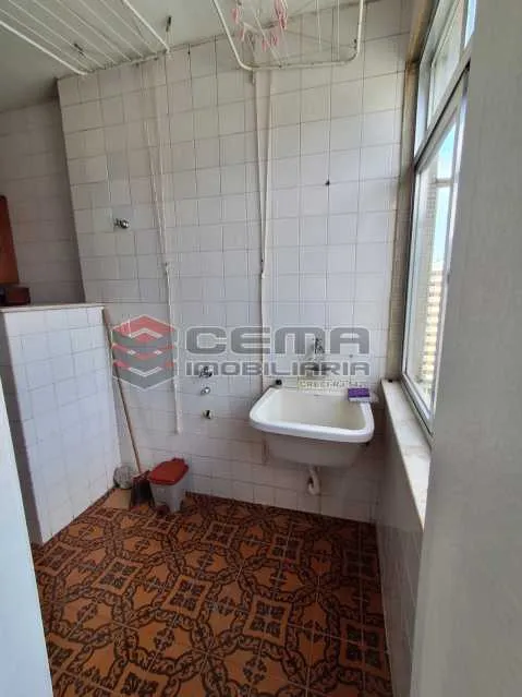 2-bedroom apartment in a building with a gym — photo 19