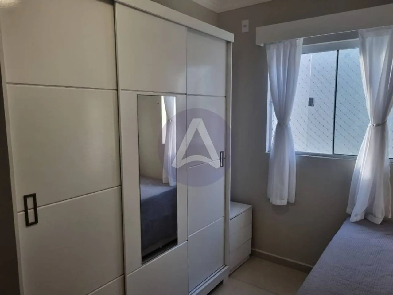 Furnished apartment, 90 m², with a grill on the balcony — photo 22