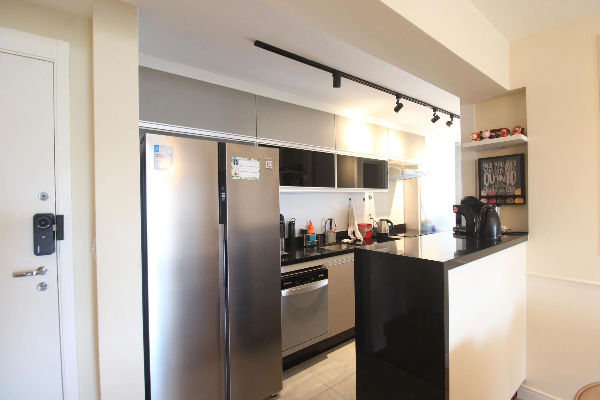 3-bedroom apartment in a building with a sauna — photo 2