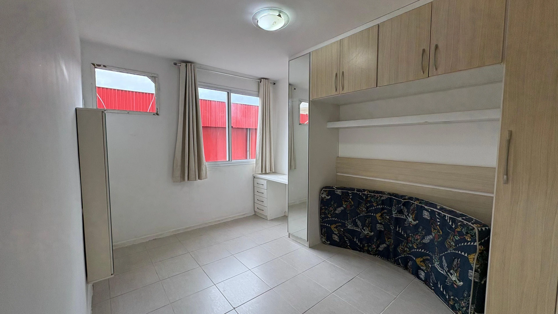 70 m² apartment with a home office and a washing machine — photo 3