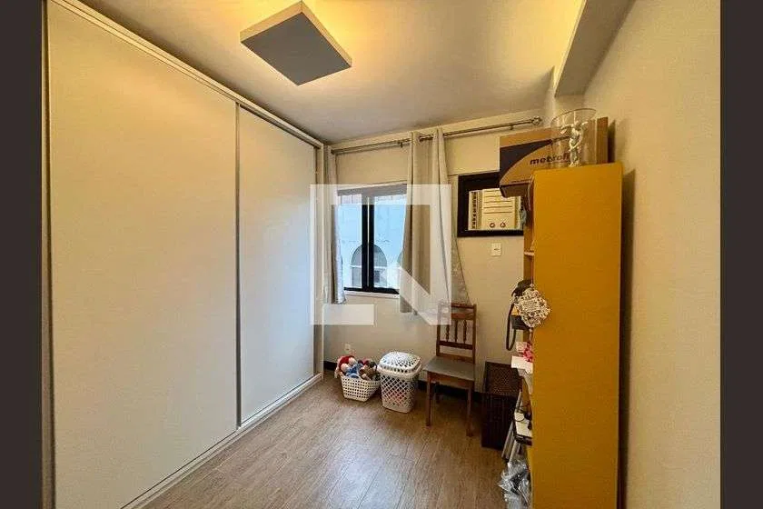 Renovated 2-bedroom apartment with city view, 85 m² — photo 22