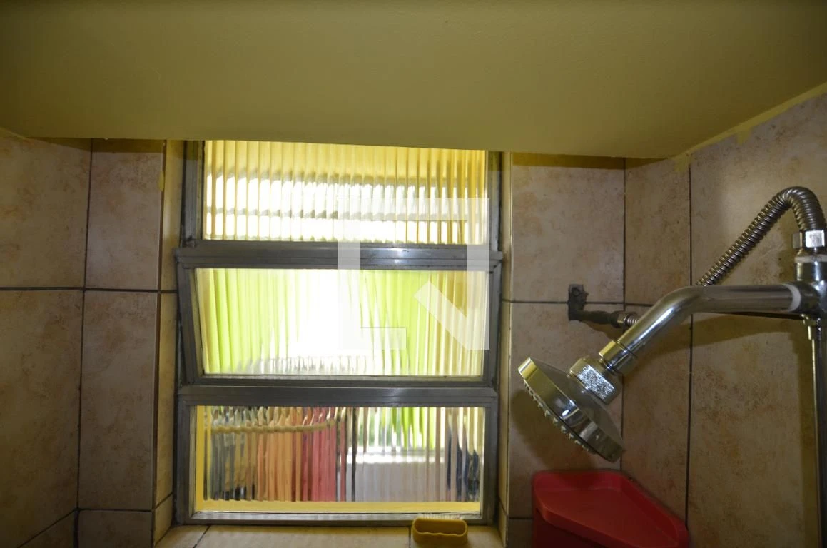 Furnished 2-bedroom apartment with 1 bathroom — photo 30